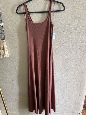 Sleeveless brown Maxi Dress - Casual Scoop Neck Tall